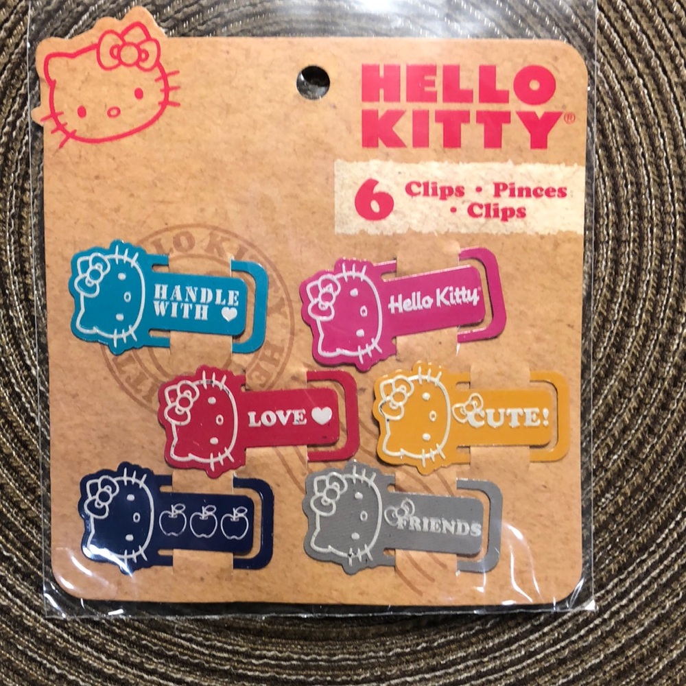 Hello Kitty Clips - Picture 1 of 2